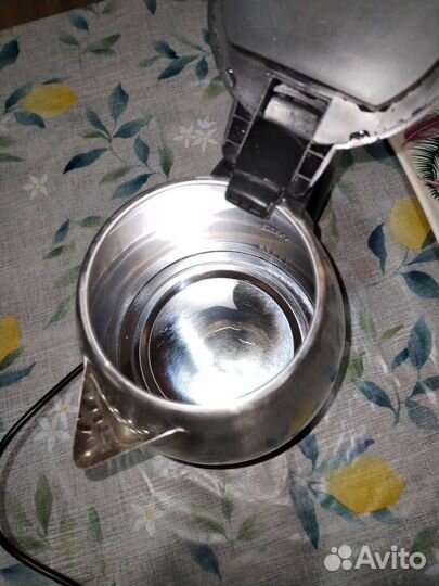 Чайник электрический бу