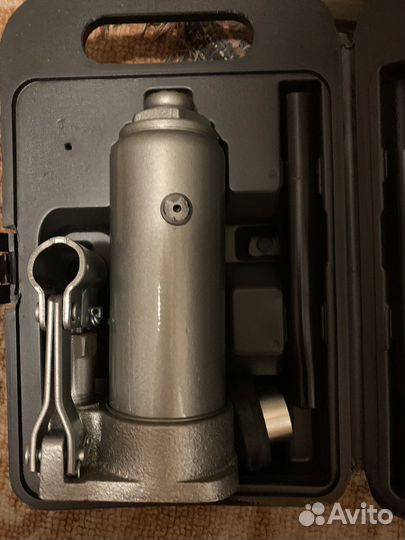 Домкрат гидравлический