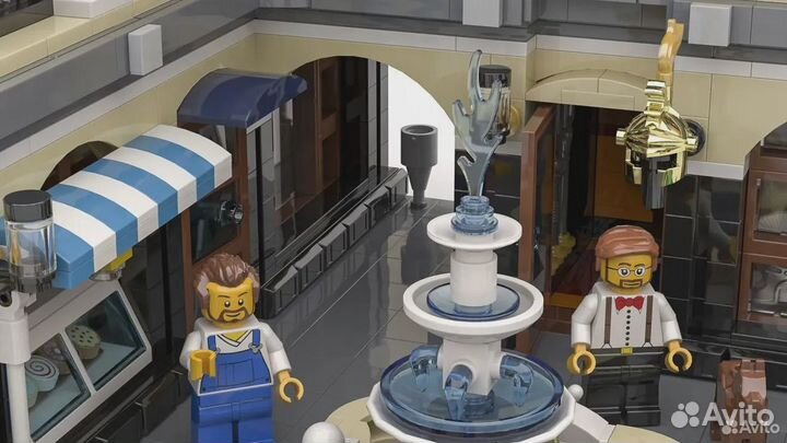 Lego - Creator (Площадь фонтанов)