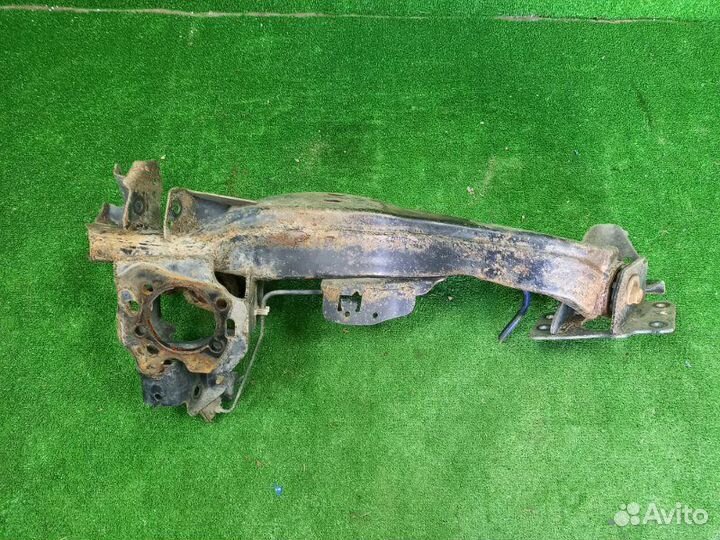 Рычаг подвески продольный задний левый Nissan