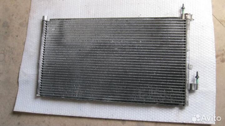 Радиатор кондиционера (конденсер) от Ford Mondeo