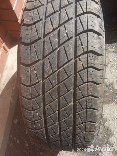 Land Rover Goodyear Wrangler HP All Weather 255/60