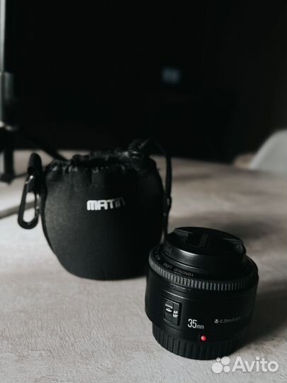 Объектив yongnuo 35mm 1:2 для canon