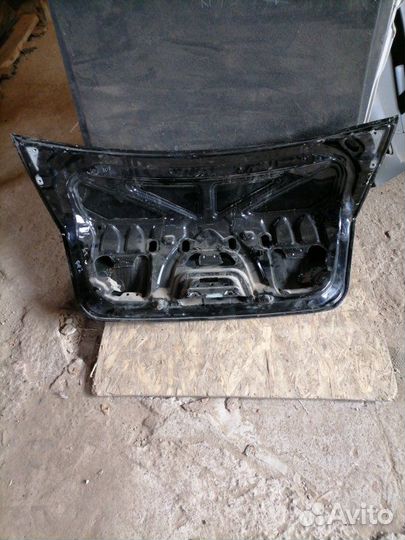 Крышка багажника задняя Ford Focus 2