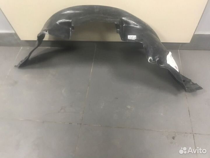 Подкрылок передний левый Toyota Rav4 SXA10 3SFE