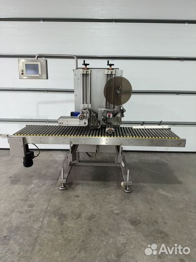 Этикеровщик Multivac