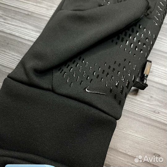 Перчатки найк