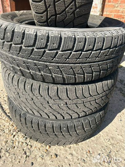 Delinte Winter WD6 205/70 R15