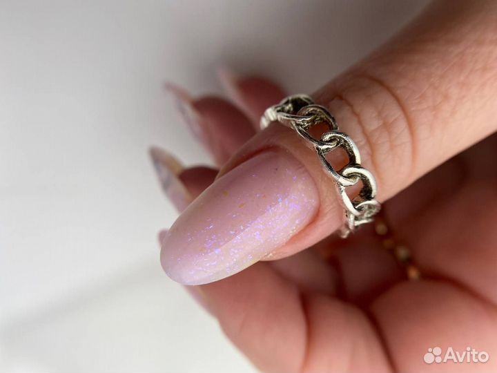 Мастер маникюра