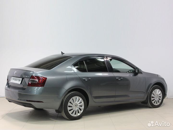 Skoda Octavia 1.8 МТ, 2018, 65 887 км
