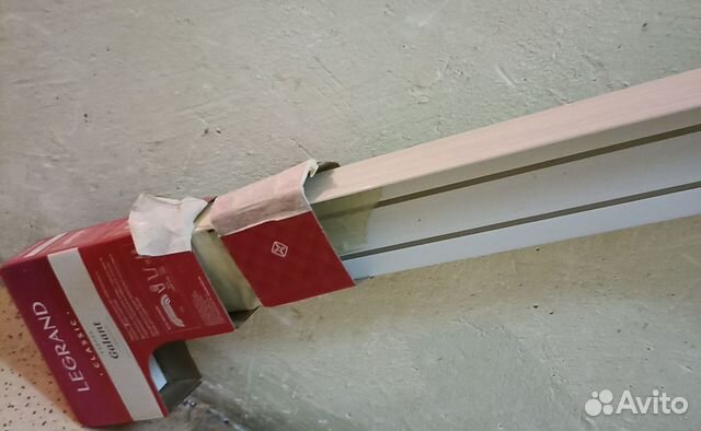 Карнизы и держатели для карнизов