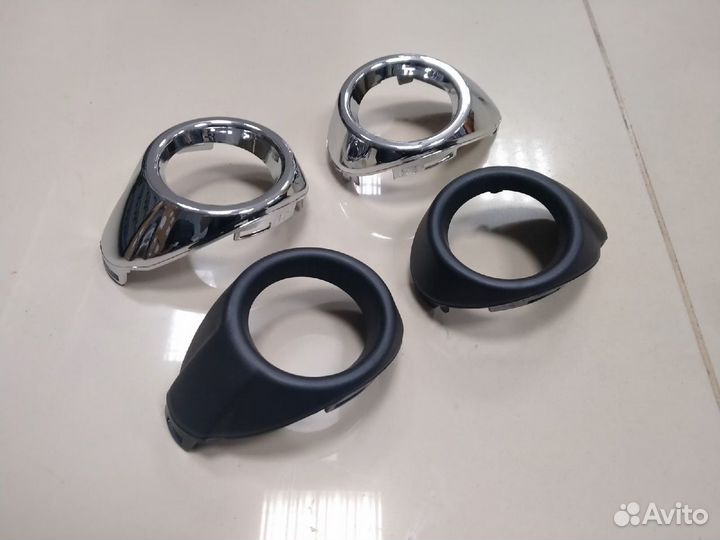 Окантовка противотуманных фар Ford Focus 3