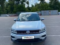 Volkswagen Tiguan 2.0 AMT, 2017, 129 010 км, с пробегом, цена 2 609 000 руб.