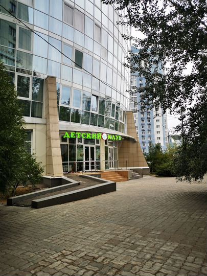 4-к. квартира, 168 м², 4/21 эт.