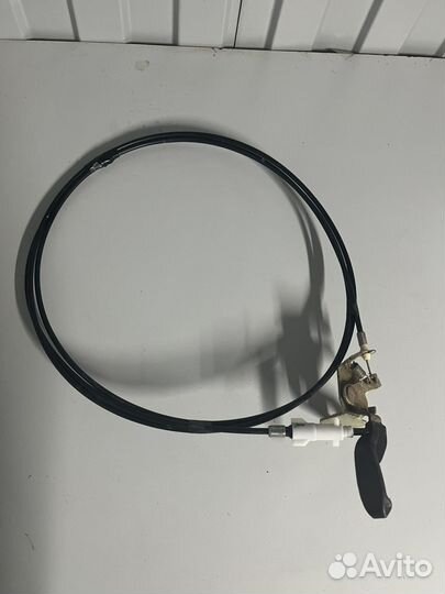 Трос открывания лючка безнобака geely emgrand ec7