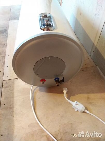 Водонагреватель накопительный 100 л