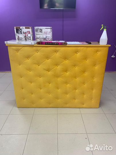 Стойка ресепшн (в вашем цвете)