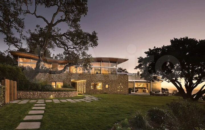 Дом 230 м² на участке 14 сот.