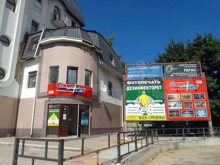 Торговое помещение, 99 м²