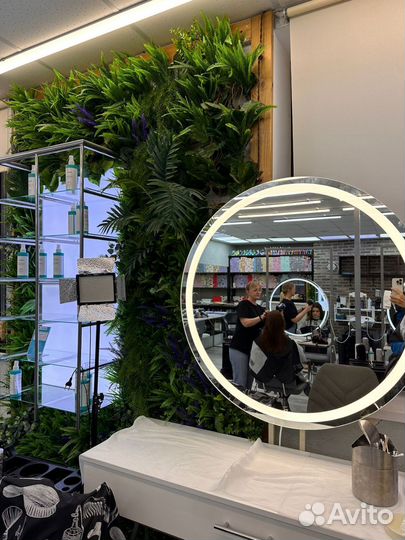 Бровист-визажист