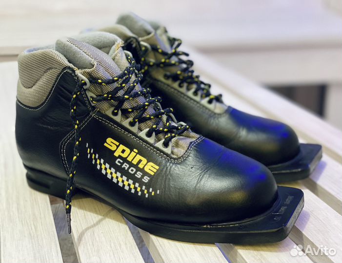 Лыжные ботинки spine cross