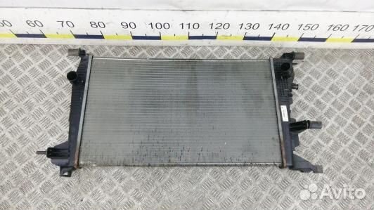 Радиатор системы охлаждения renault megane 3 (94U0