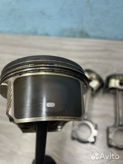 Шатун поршень Mazda LF VD / LF VDS