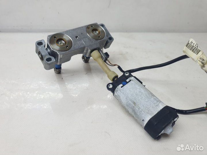 Моторчик рулевой колонки Mercedes-Benz S W220 5.5