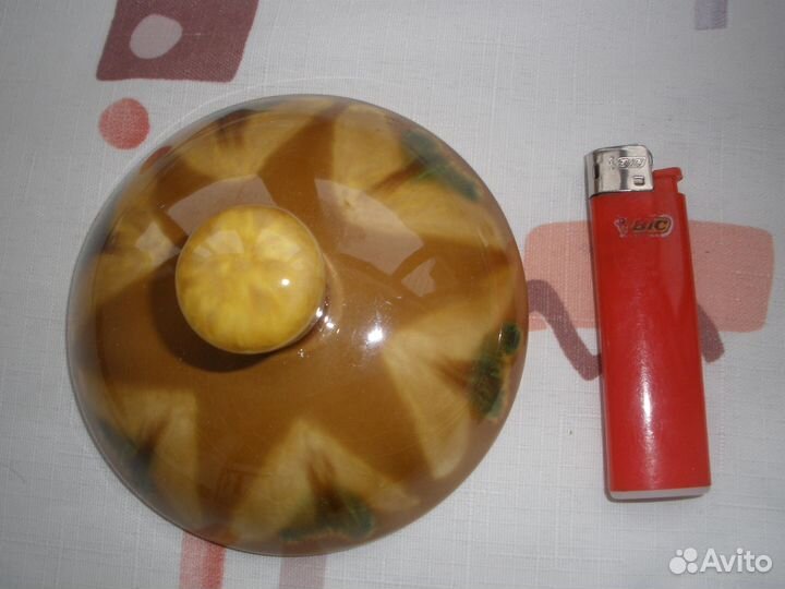 Крышка (предположительно от горшка для запекания)