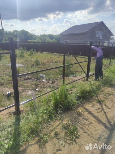 Заборы из профнастила