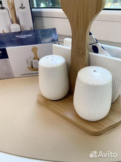 Солонка и перечница