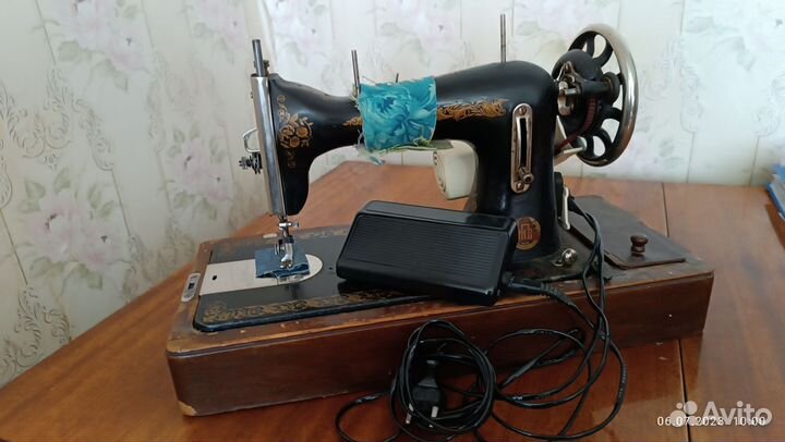 Швейная машина