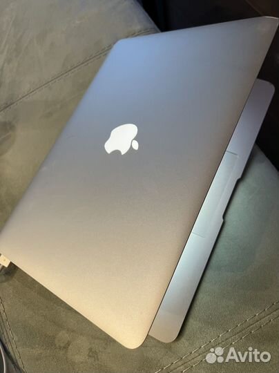 Apple MacBook Pro 13 2015, 2,2, i7, 8GB, 500 GB