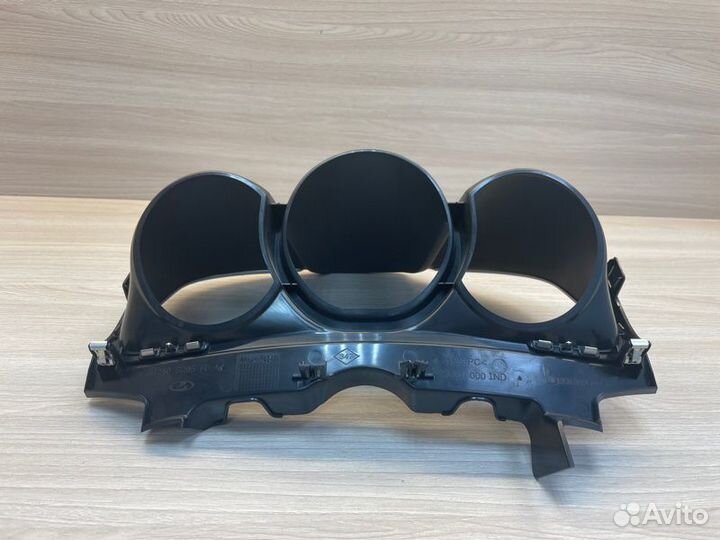 Козырек щитка приборов LADA X-Ray