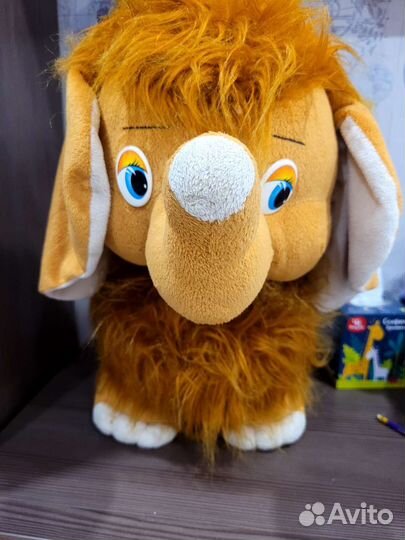 Мягкая игрушка мамонтенок