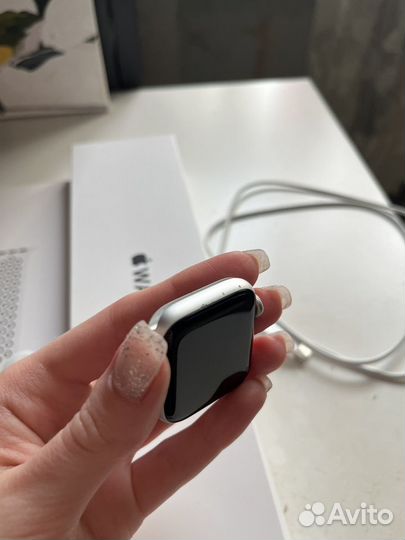 Смарт-часы Apple Watch SE (2nd Gen) 40mm Silver