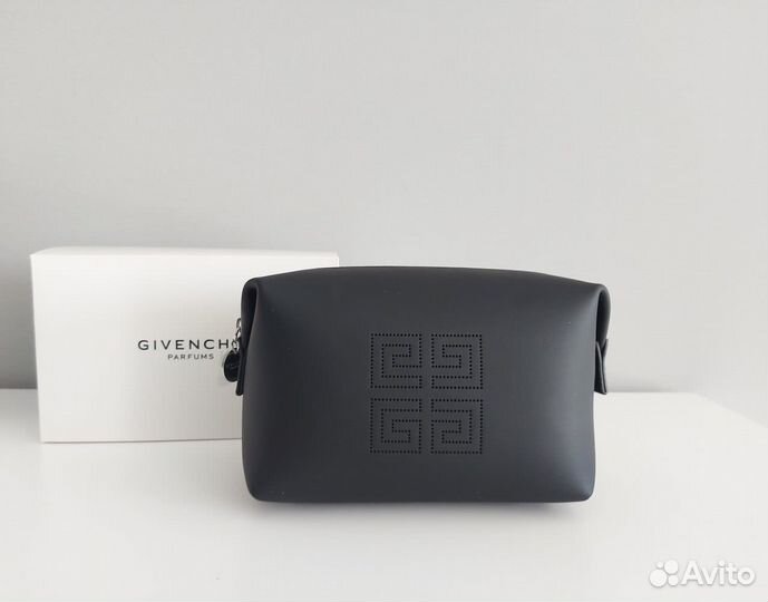 Косметички Gucci,Givenchy,Lancome,Chloe