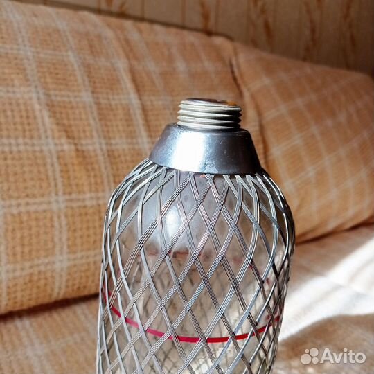 Бутыль стекло в металле СССР винтаж