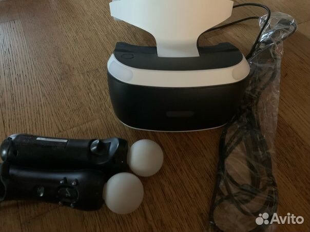 Комплект Ps4 fat 500 gb + VR V2