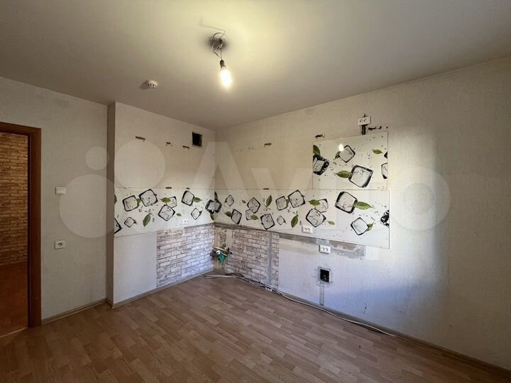 3-к. квартира, 78,4 м², 1/14 эт.