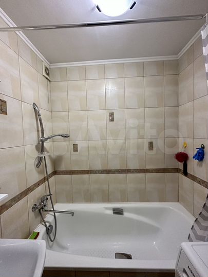 2-к. квартира, 52 м², 3/10 эт.