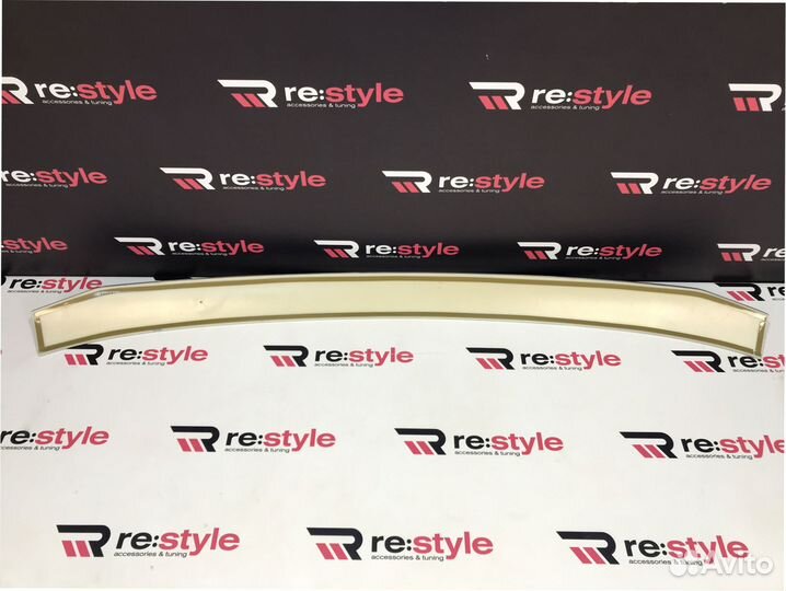 Спойлер Toyota Land Cruiser 200 2008-2015 R1973