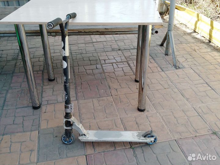 Трюковой самокат