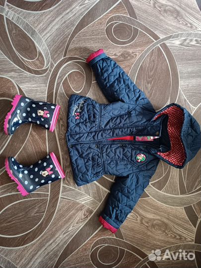 Красивая деми куртка 98-104и сапожки для девочки