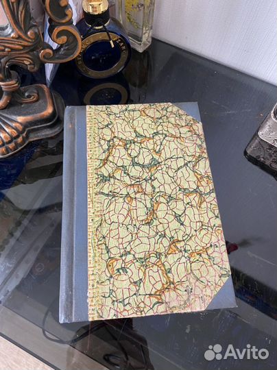 Старинная книга 1900г. Сатирики и Юмористы