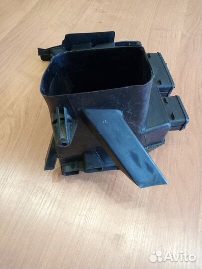 Воздуховод салона передний Volkswagen Passat B5