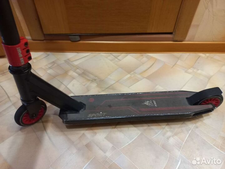 Трюковой самокат