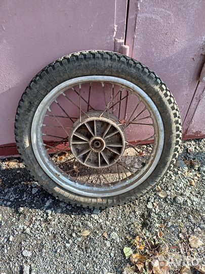 Колесо на мотоцикл Восход