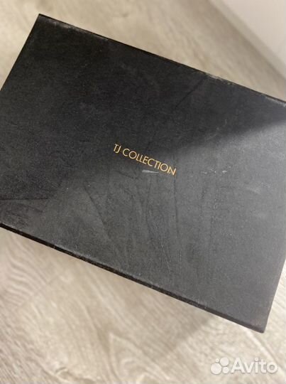 Отличная брендовая обувь весна- лето 39-40 размер