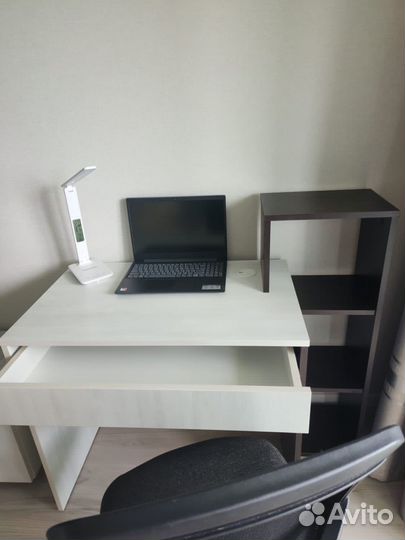 Компьютерный стол как новый